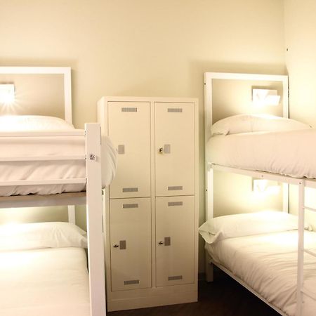 Poshtel Bilbao - Premium Hostel Room photo